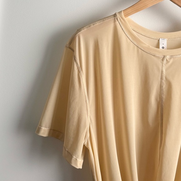 lululemon lightweight mesh short sleeve - Picture 5 of 16